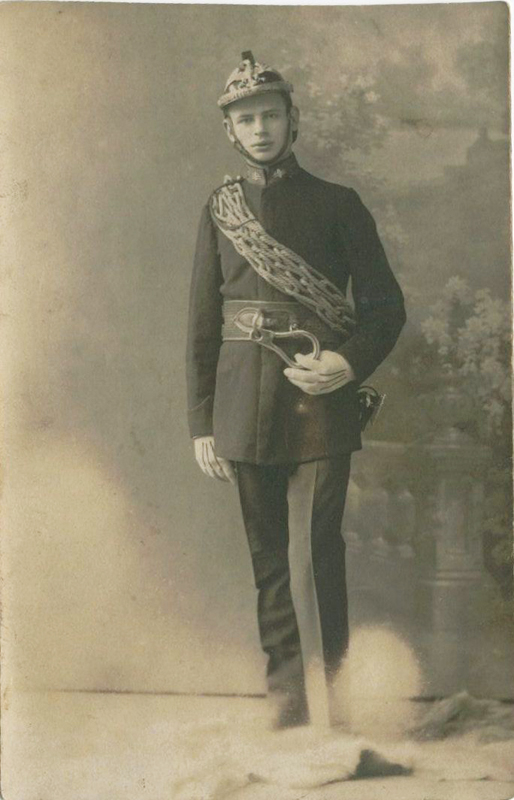 Portret pojedynczy, gabinetowy; I poł. XX w. Zdjęcie przedstawia Władysława Dobrzańskiego