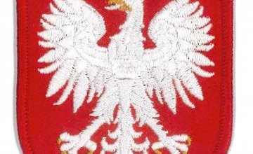 Fot. 5. Oznaka przynależności państwowej w postaci naszywki z godłem Rzeczypospolitej Polskiej
