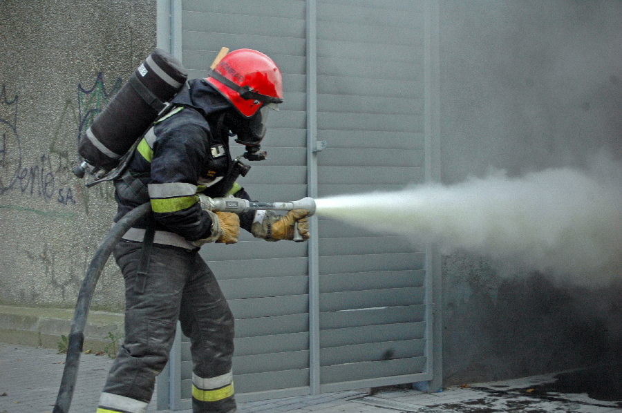 Strażak przyjęty do służby powinien udać się na szkolenie w ciągu 90 dni./ fot. Grzegorz Trzeciak/ arch. red. PP