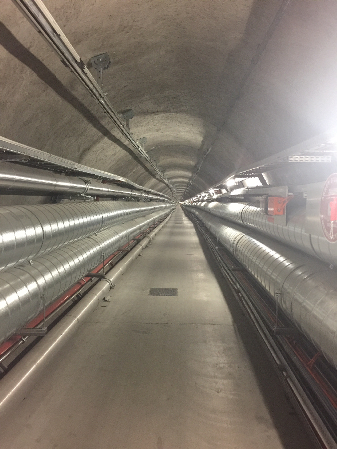 CERNowski podziemny tunel eksperymentu AWAKE o długości niemal 1 km wymuszał tworzenie drobiazgowych procedur bezpieczeństwa oraz zarządzania powietrzem fot. Szymon Kokot