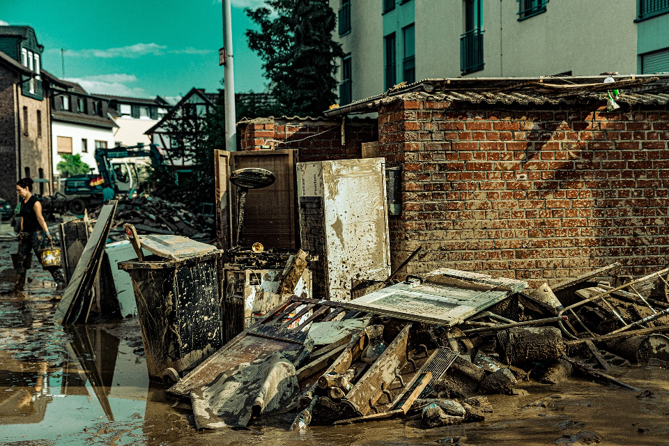 Powodzie oznaczają zniszczenia infrastruktury i… ludzkie tragedie fot. Pixabay