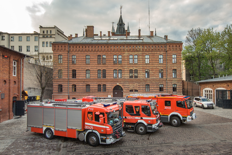 Plac wewnętrzny Miejskiej Straży Pożarnej w Krakowie współcześnie 