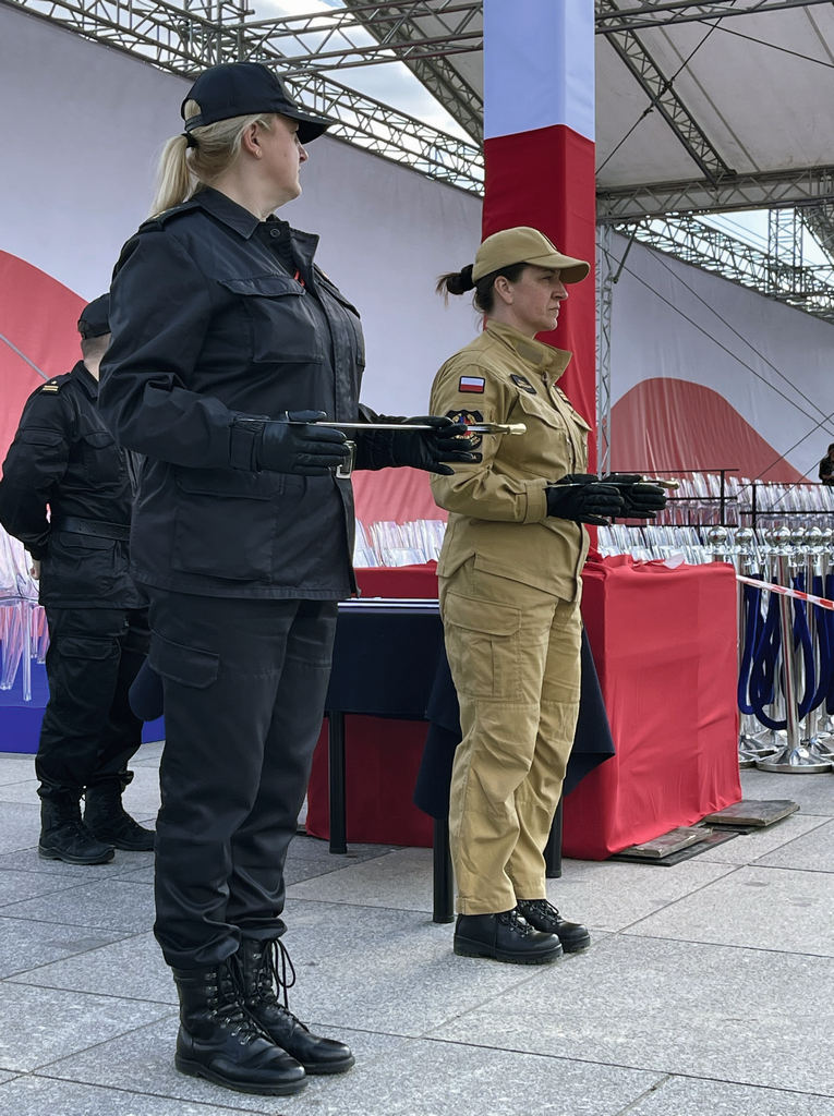 Atrybut promocji trzeba podać z gracją fot. Karol Kierzkowski / KG PSP