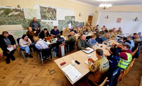 Posiedzenie zespołu zarządzania kryzysowego w Lądku-Zdroju / fot. Tomasz Grelak