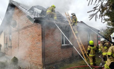 Pożar budynku mieszkalnego w Trzeszczanach Pierwszych