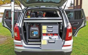 Lekki samochód rozpoznawczo-ratowniczy na podwoziu SsangYong Rexton (2)