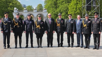 Razem z polskimi strażakami świętowali przedstawiciele formacji, z którymi współpracuje nasz kraj, m.in. z Rumunii, Ukrainy, Czech, Estonii i Łotwy