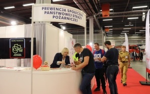 Pracownicy Wydziału Prewencji Społecznej KG PSP zawsze uczynni i pomocni