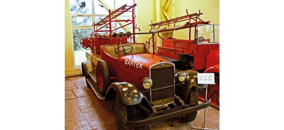 Fot. Autopogotowie Skoda z 1931 r. w zbiorach Centralnego Muzeum Pożarnictwa